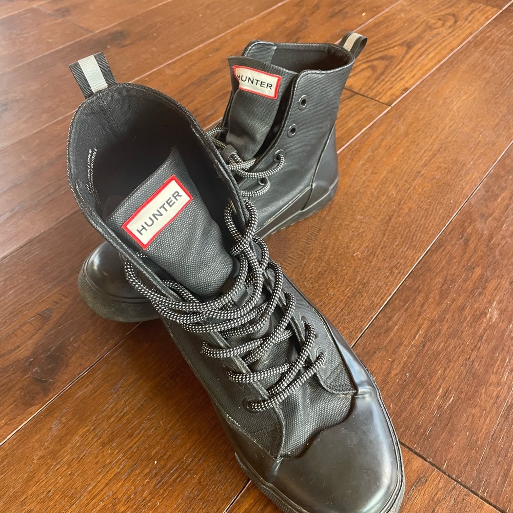 Black Men's Rain Boots size 9 great condition!